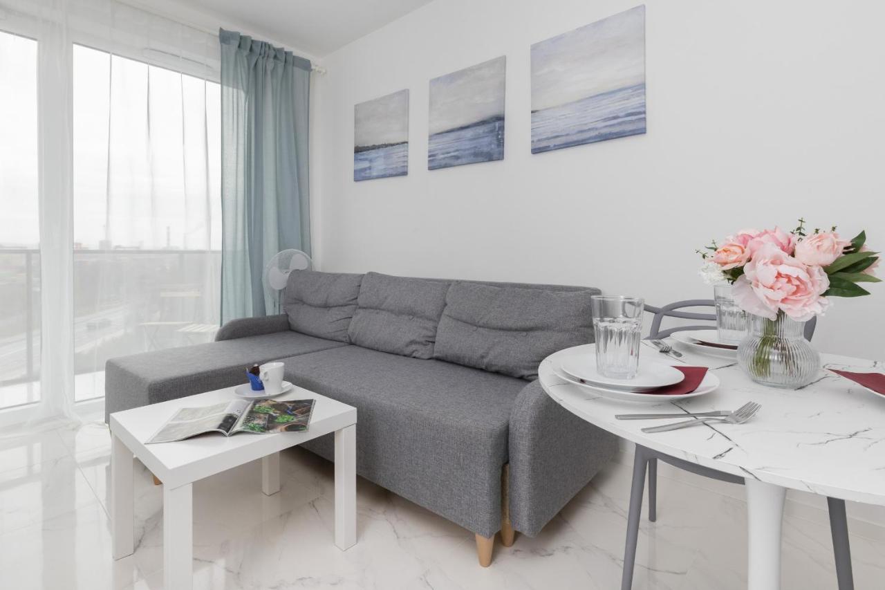 Gdynia Nasypowa Apartments With Parking By Noclegi Renters Zewnętrze zdjęcie