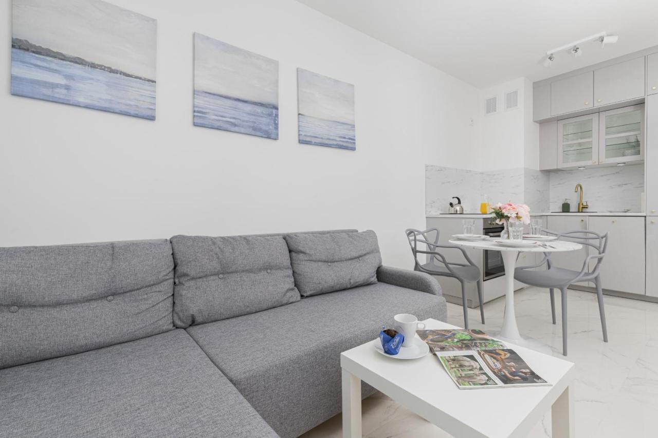 Gdynia Nasypowa Apartments With Parking By Noclegi Renters Zewnętrze zdjęcie